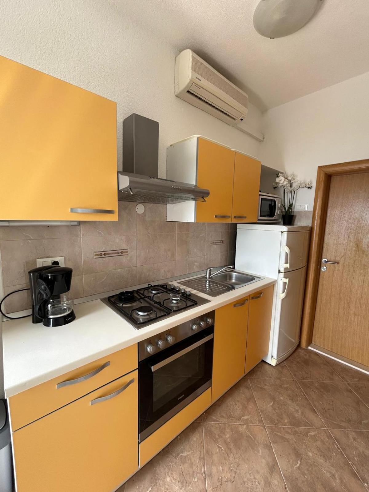 באסקה וודה Apartment Lovre Topic מראה חיצוני תמונה