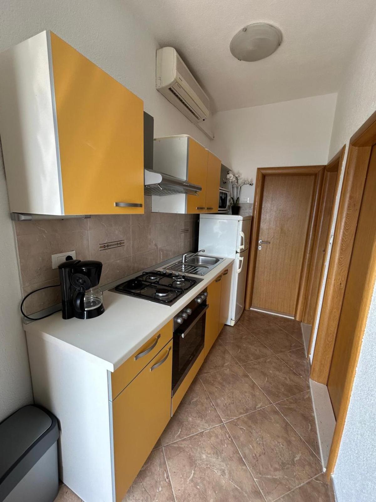 באסקה וודה Apartment Lovre Topic מראה חיצוני תמונה